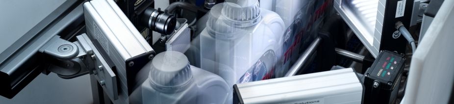 Fuchs automotive oil containers in production