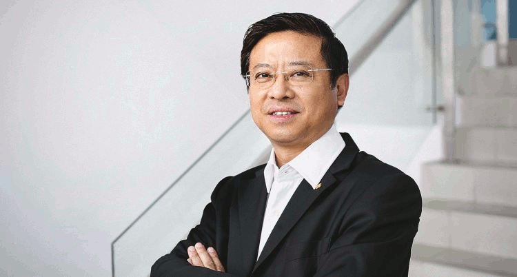 Portrait photo of FUCHS employee